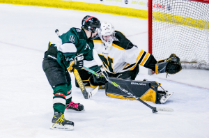 Clippers claim Christmas Cup