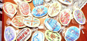 Local artisan using her talents to aid innocent victims of Russian aggression