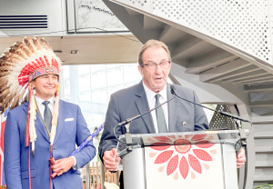 Kostyshyn sworn in as member of provincial cabinet