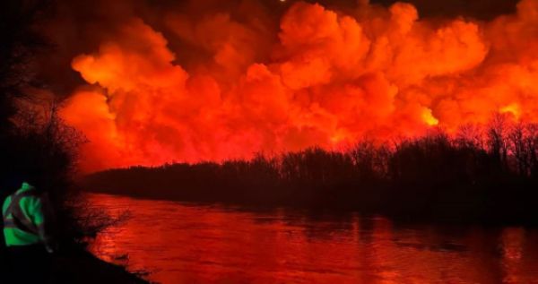 Fire causes temporary displacement