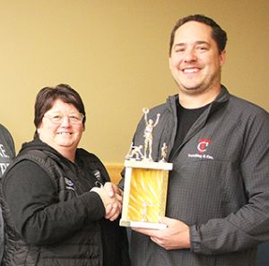 Leflar foursome wins Farmers'