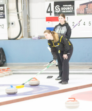 Kropelnicki wins ladies bonspiel