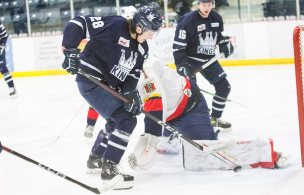 Kings move into sole possession of first in tight West Division