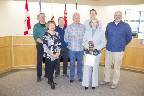 Council celebrates Gregory with Sunshine Award