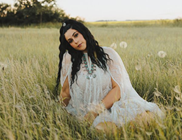 Singer with Roblin roots enjoying success