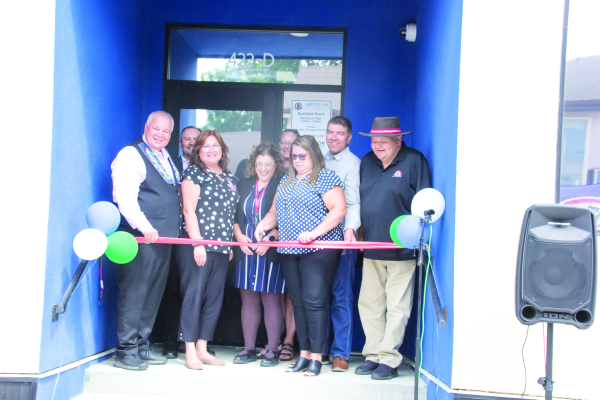 Manitoba Métis Federation opens local pharmacy