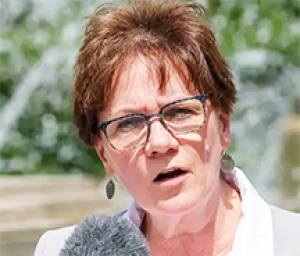 More support for Manitobans in crisis